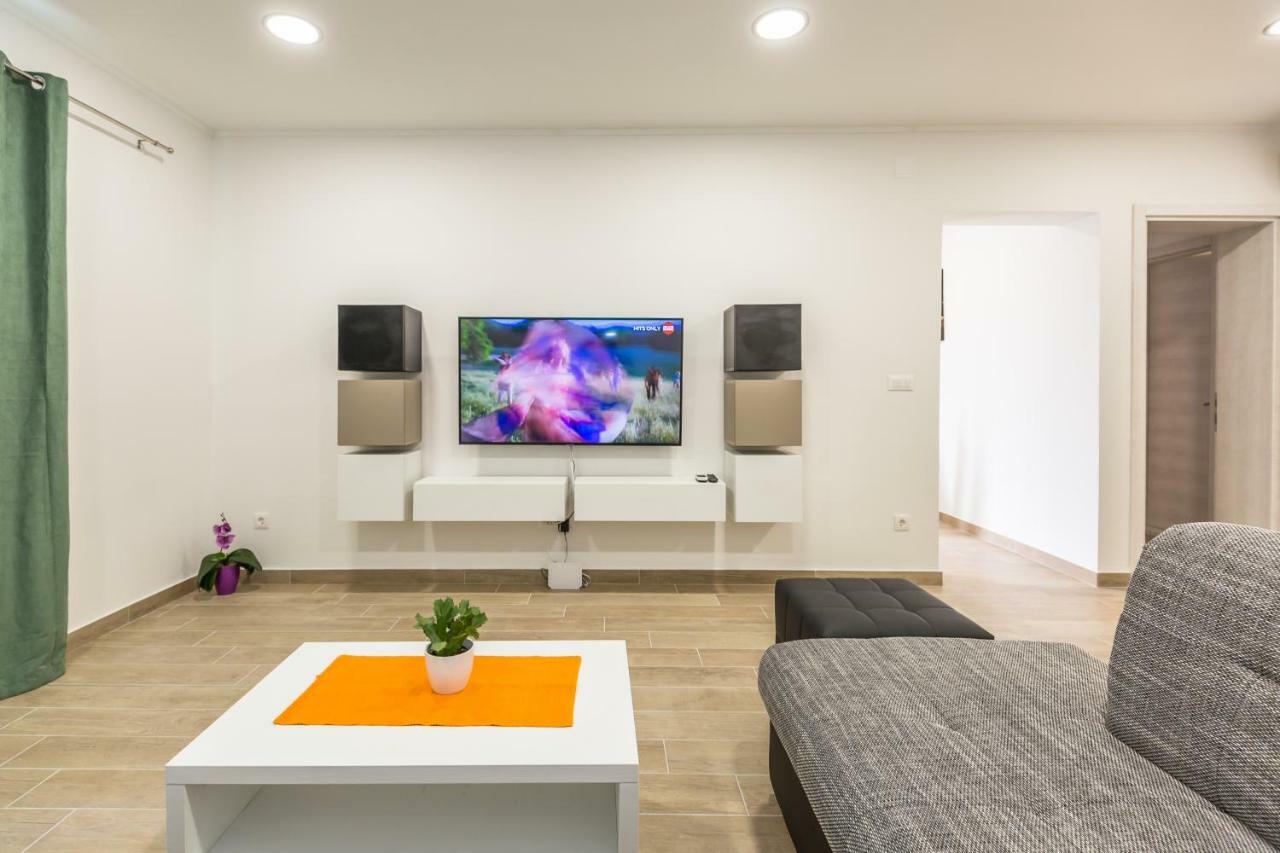 Appartement Acoustic à Makarska Extérieur photo